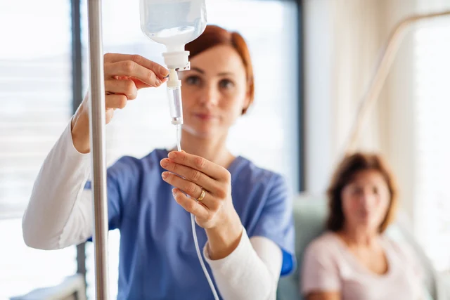 Infusionstherapie – Vitamin C Infusion – Warum Ihr Vitamin-C-Spiegel oft täuscht und was wirklich zählt