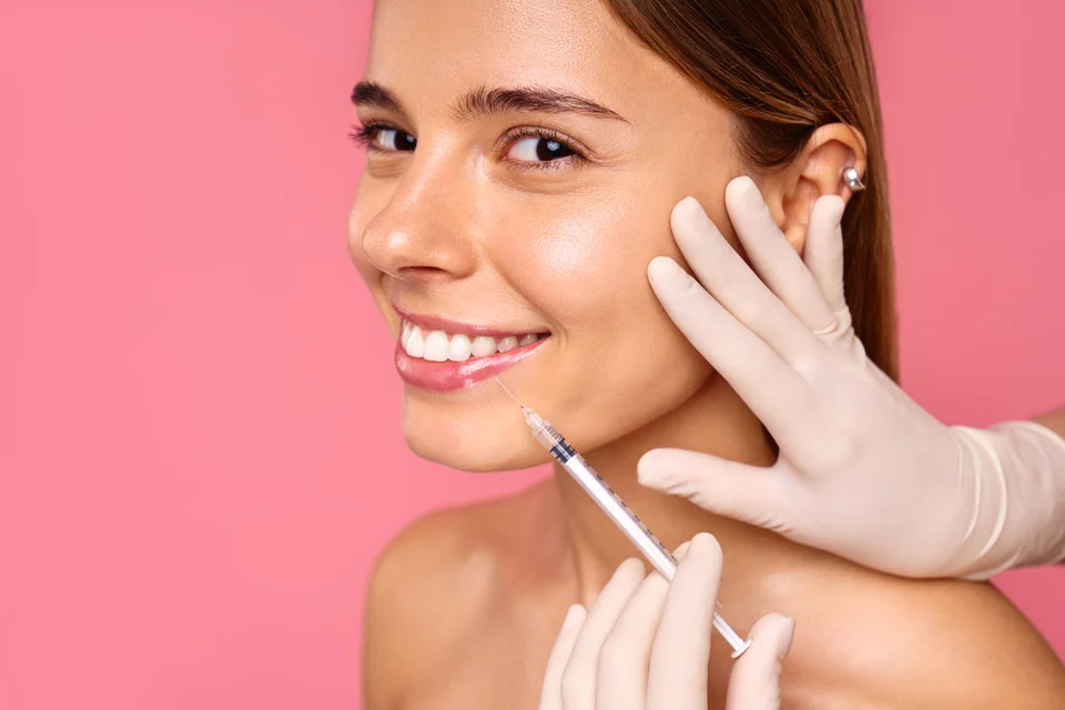 Lippenbehandlung – Hyaluron verrutscht? Filler-Migration an den Lippen erkennen und korrigieren