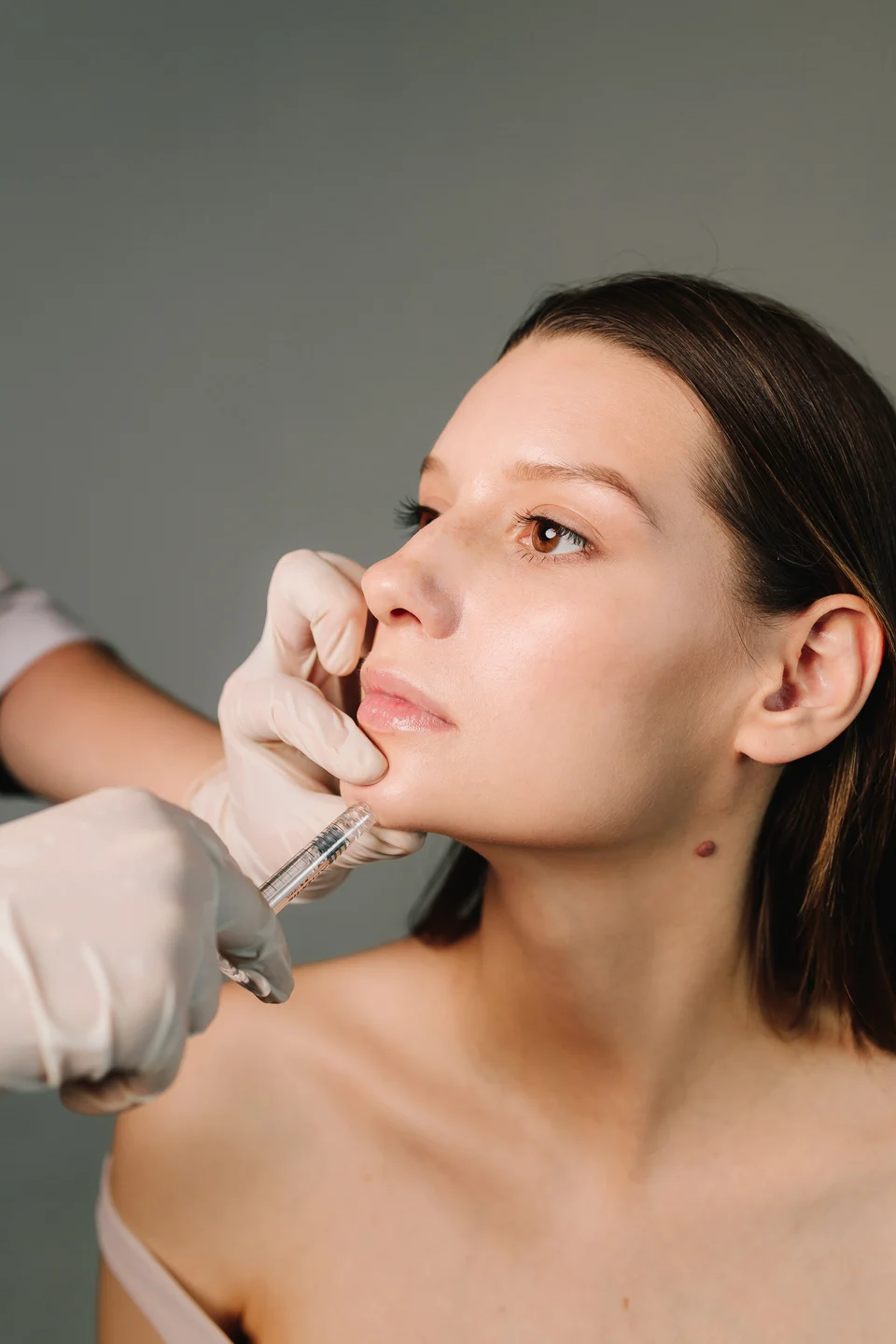 Jawline-Contouring mit Hyaluronsäure