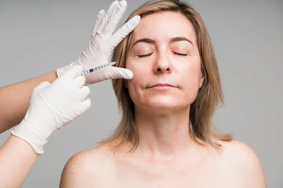 Ästhetische Behandlung – Faltenunterspritzung für Patientinnen aus Worms – frisch aussehen ohne künstlichen Effekt